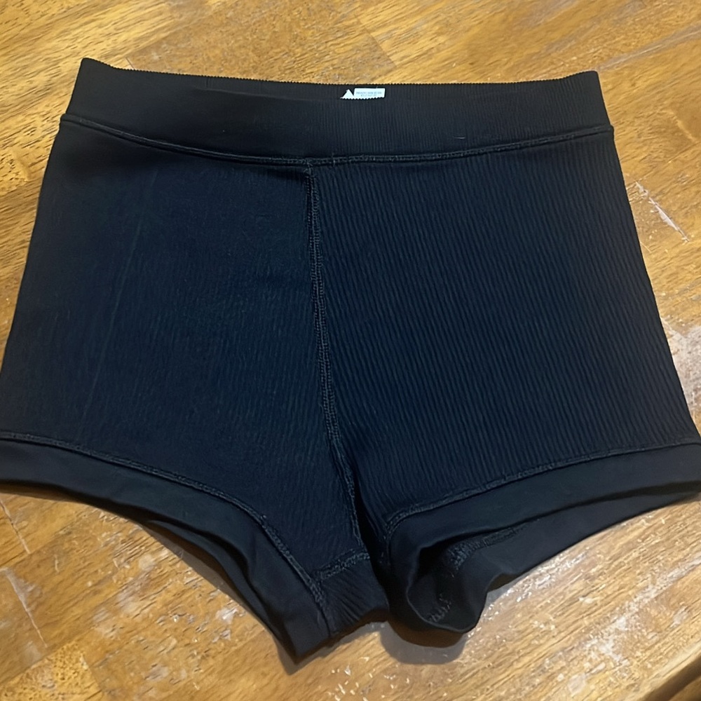 Aerie Ribbed Black Compression Shorts - SM